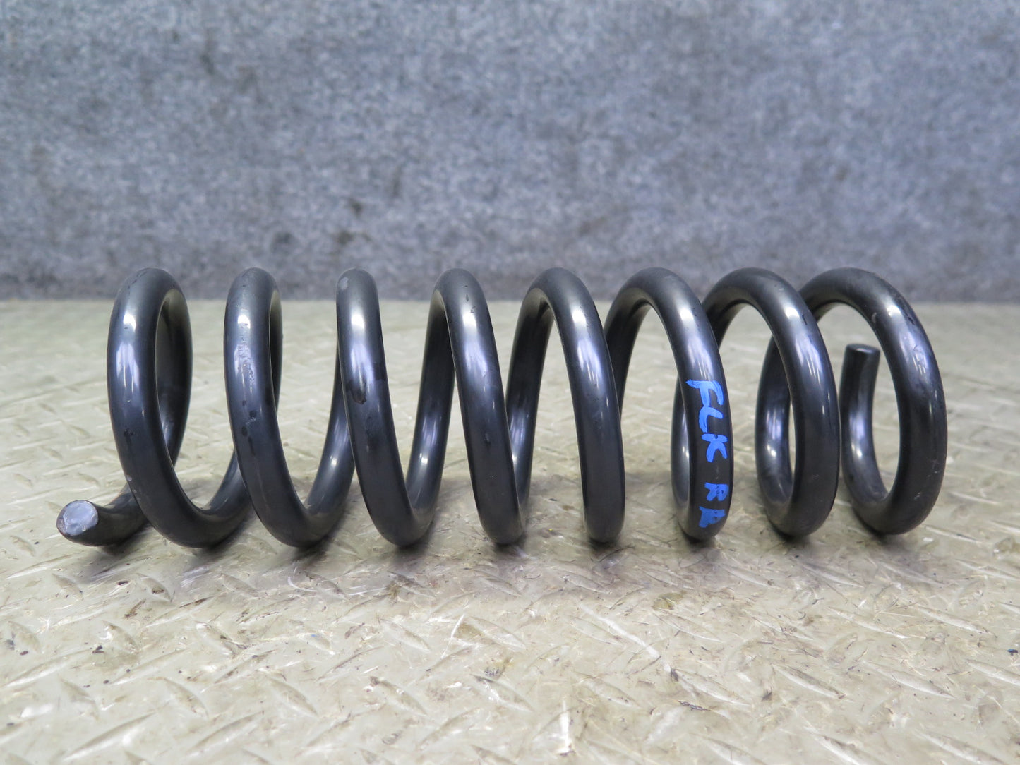 05-11 Mercedes R171 SLK55 AMG Set of 2 Rear Left & Right Coil Spring OEM