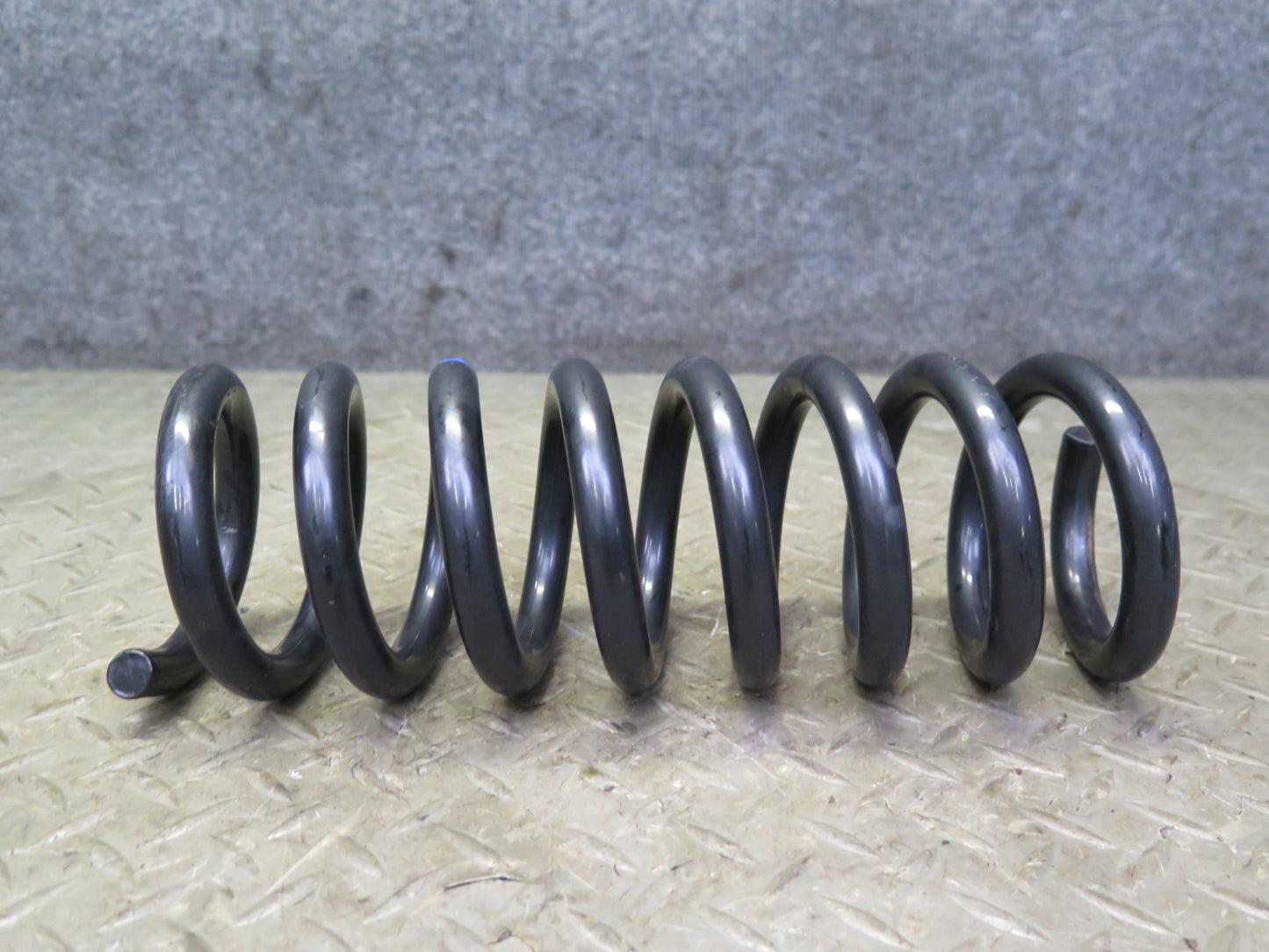 05-11 Mercedes R171 SLK55 AMG Set of 2 Rear Left & Right Coil Spring OEM