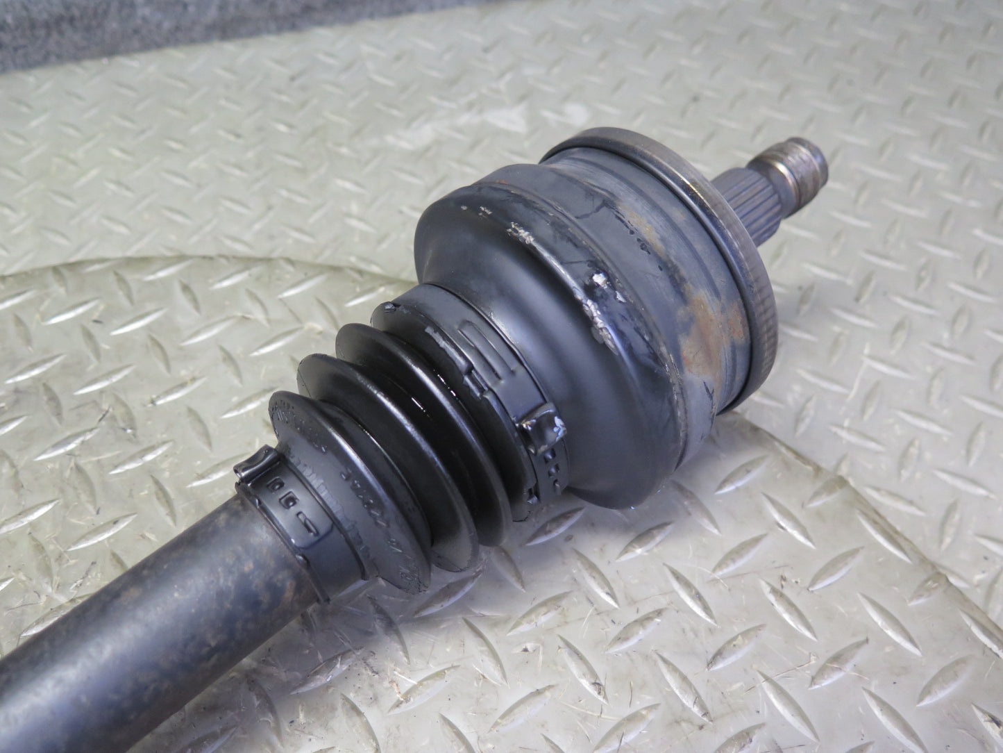 05-11 Mercedes R171 Slk-class Rear Left or Right Suspension Axle Shaft OEM