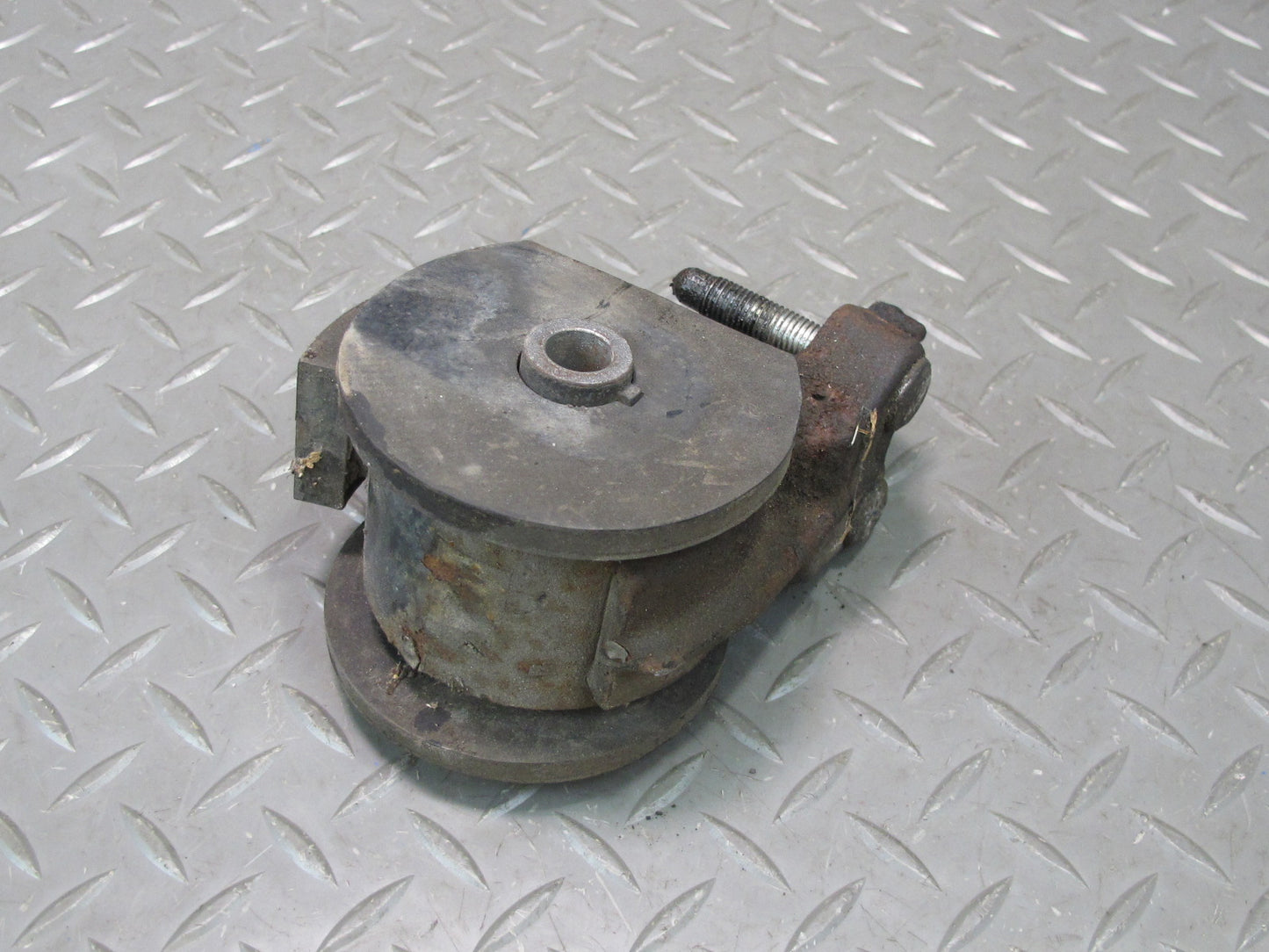 88-89 Toyota AW15 MR2 Manual Transmission Mount Support OEM