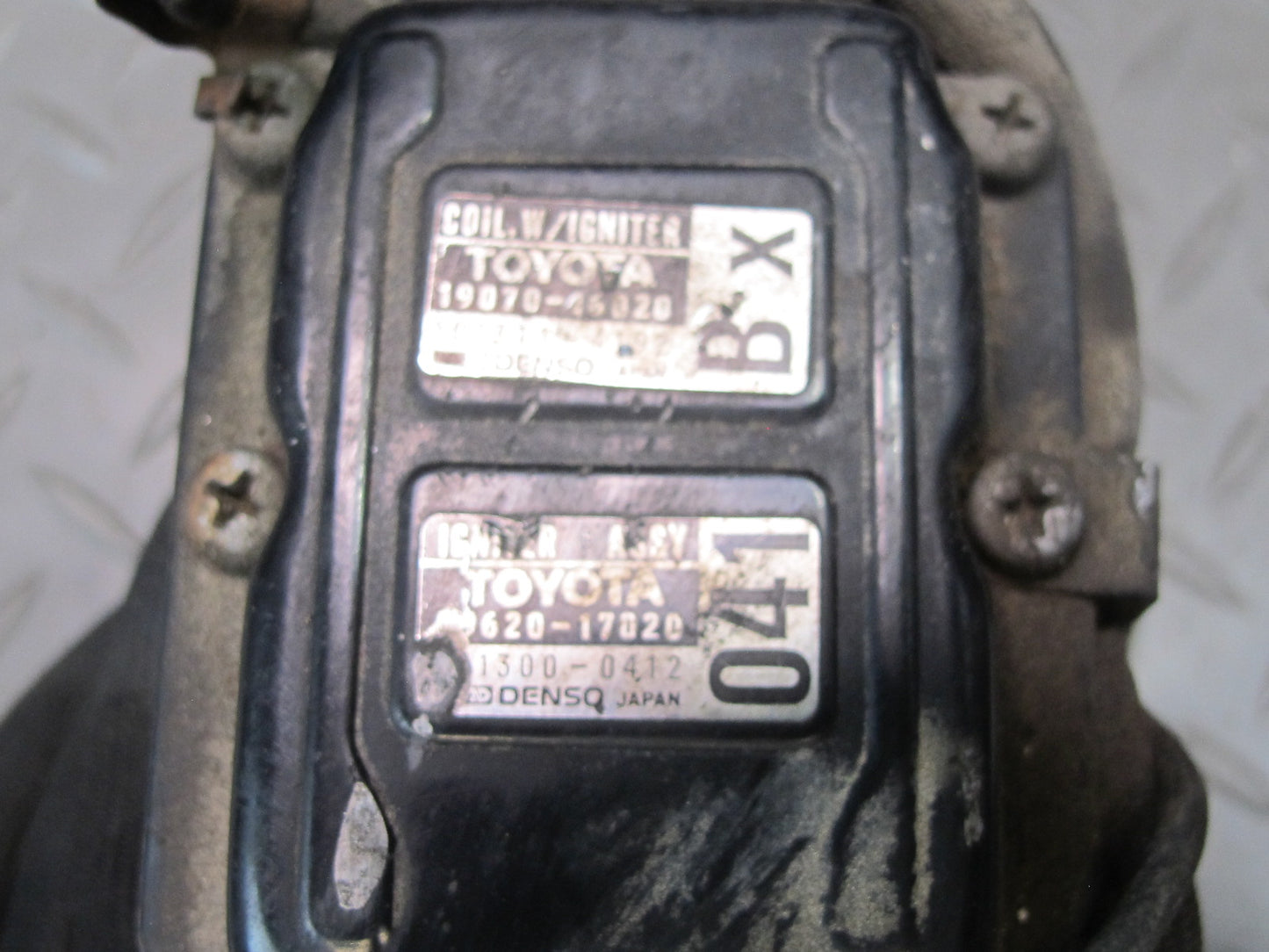 85-89 Toyota AW15 MR2 Igniter w Ignition Coil OEM