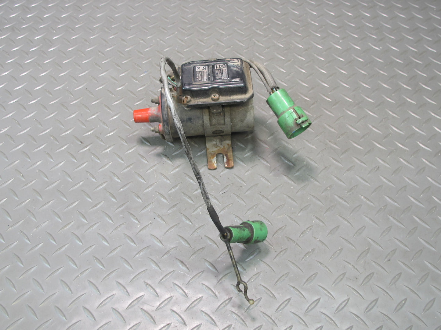 85-89 Toyota AW15 MR2 Igniter w Ignition Coil OEM