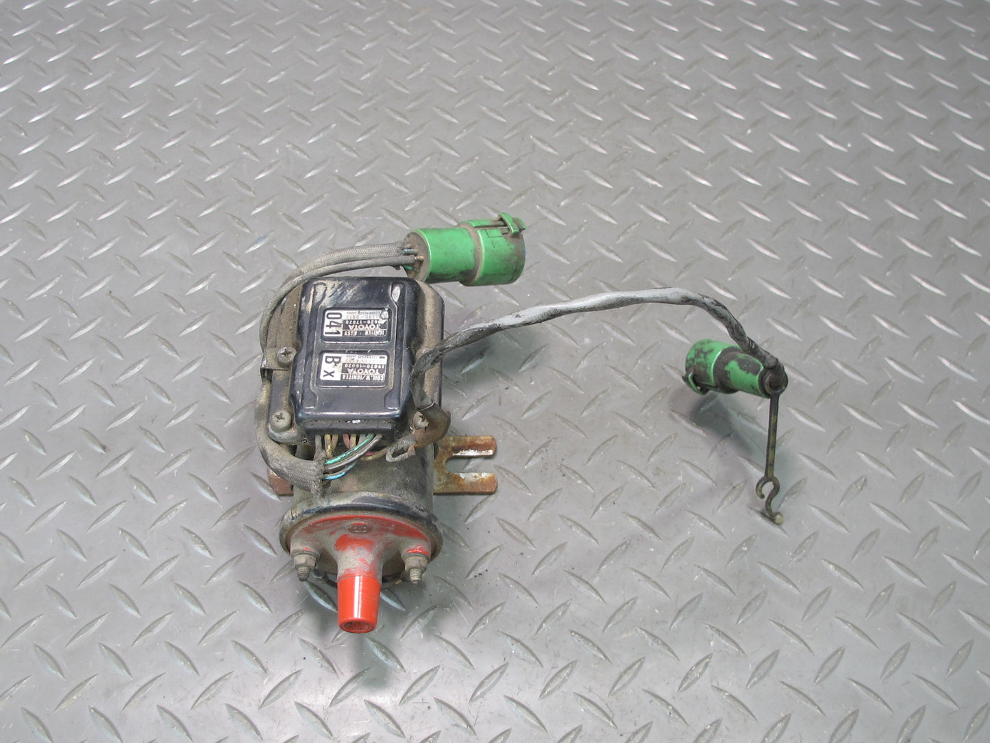 85-89 Toyota AW15 MR2 Igniter w Ignition Coil OEM