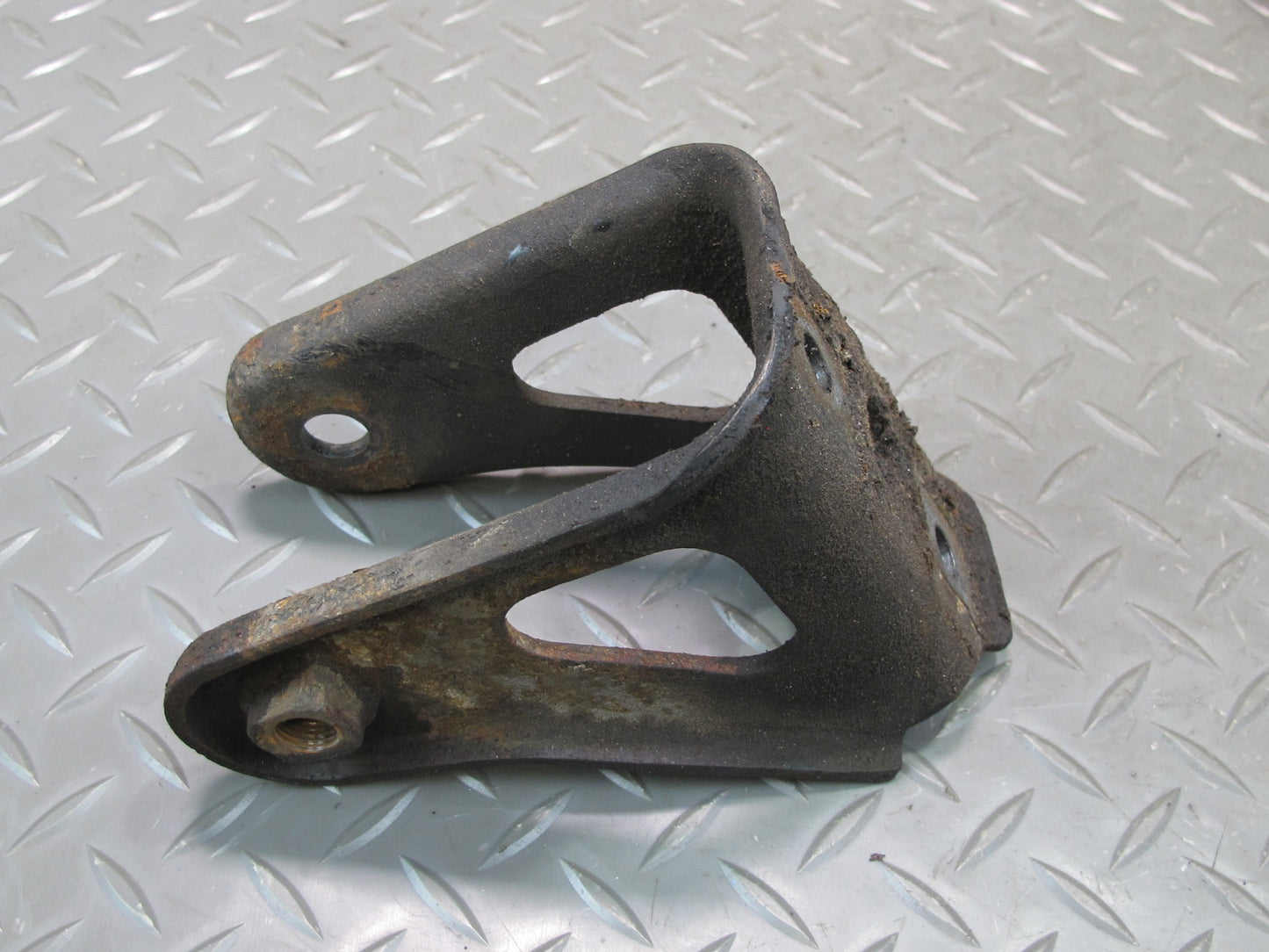 88-89 Toyota MR2 AW15 Set of 2 Manual Transmission Mount Bracket Support OEM