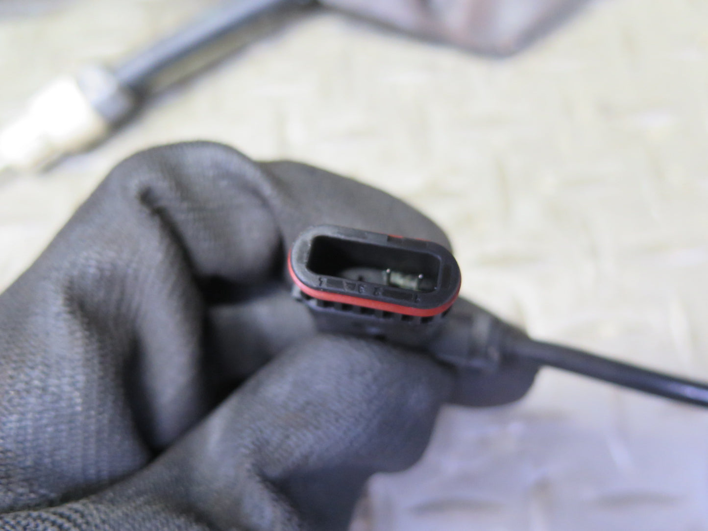 05-11 Mercedes R171 Slk-class Rear Left Spindle Knuckle Wheel Hub Bearing OEM