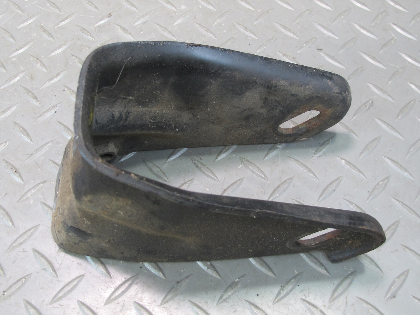 88-89 Toyota MR2 AW15 Set of 2 Manual Transmission Mount Bracket Support OEM