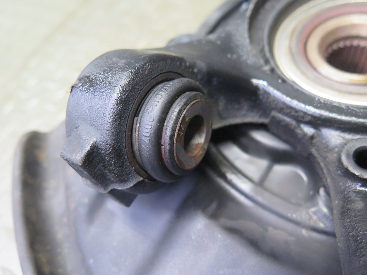 05-11 Mercedes R171 Slk-class Rear Left Spindle Knuckle Wheel Hub Bearing OEM