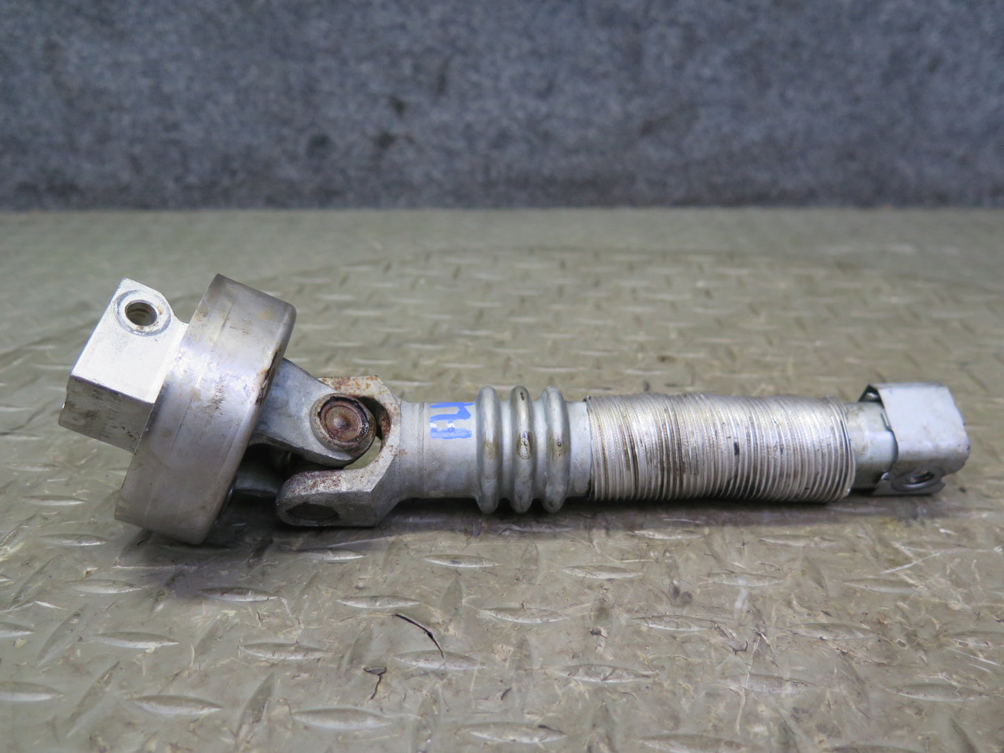 05-11 Mercedes R171 Slk-class Steering Column Lower U Joint Linkage Shaft OEM