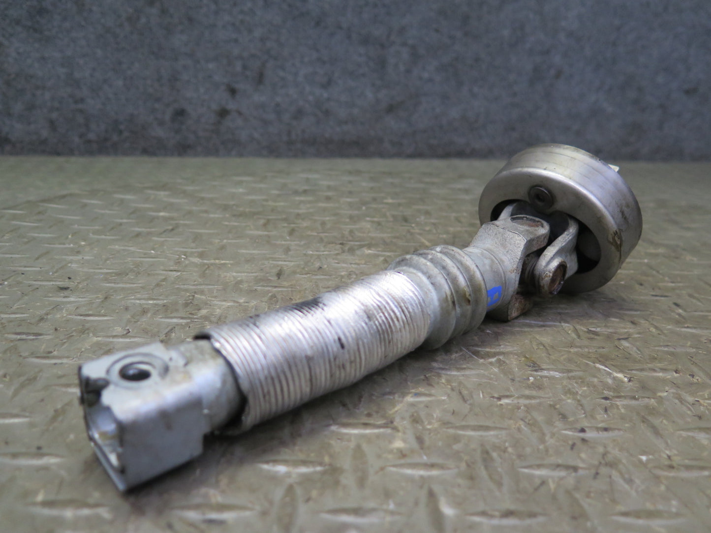 05-11 Mercedes R171 Slk-class Steering Column Lower U Joint Linkage Shaft OEM