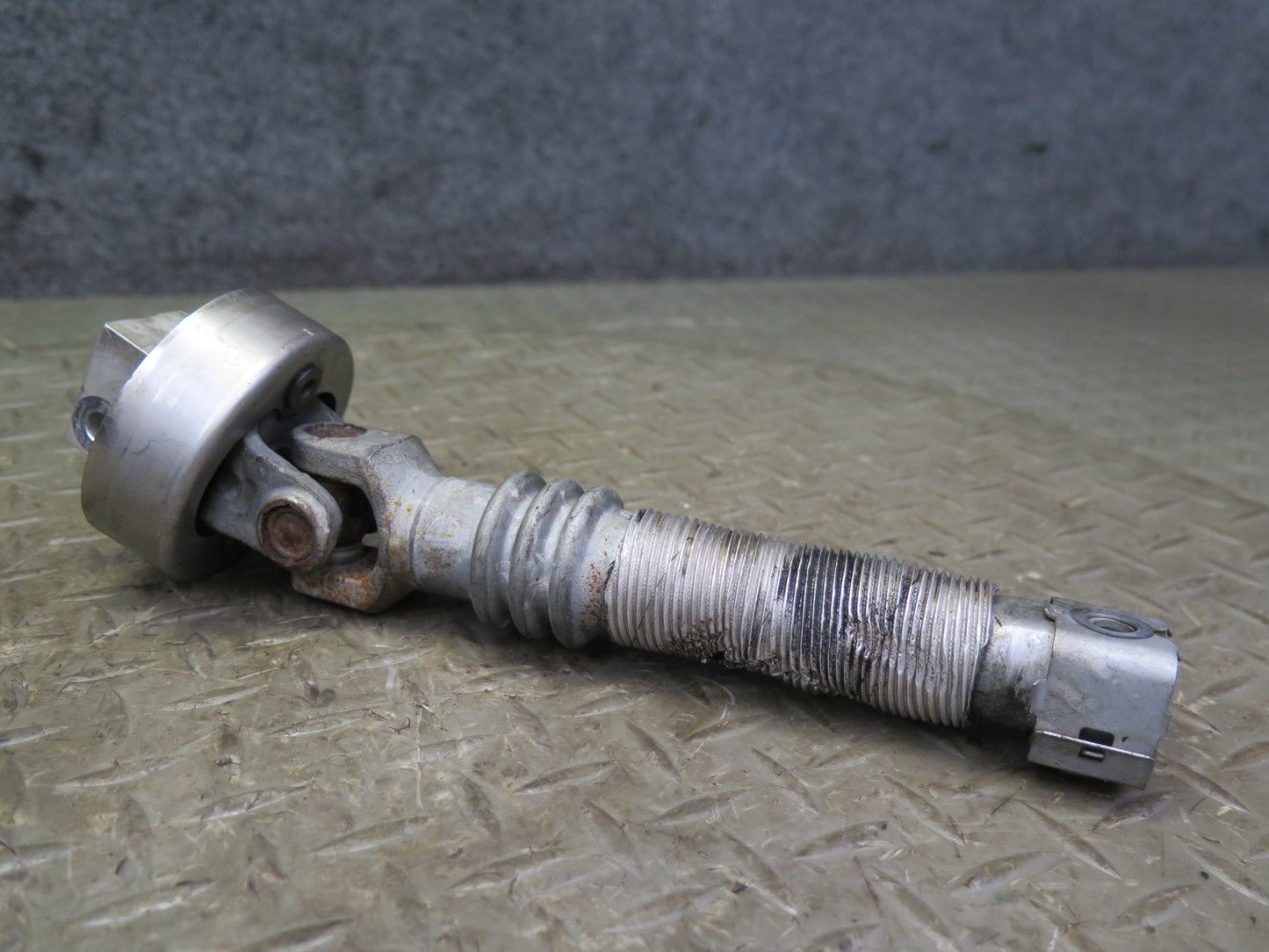 05-11 Mercedes R171 Slk-class Steering Column Lower U Joint Linkage Shaft OEM