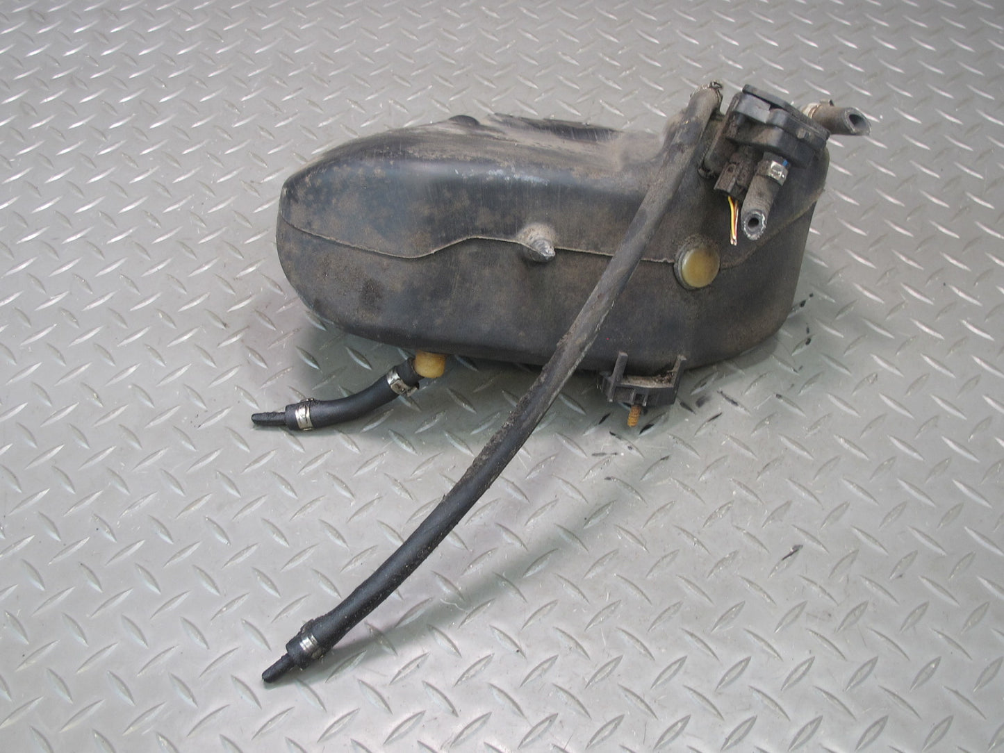 94-99 BMW E36 328iC Engine Coolant Expansion Overflow Reservoir Tank 1182156