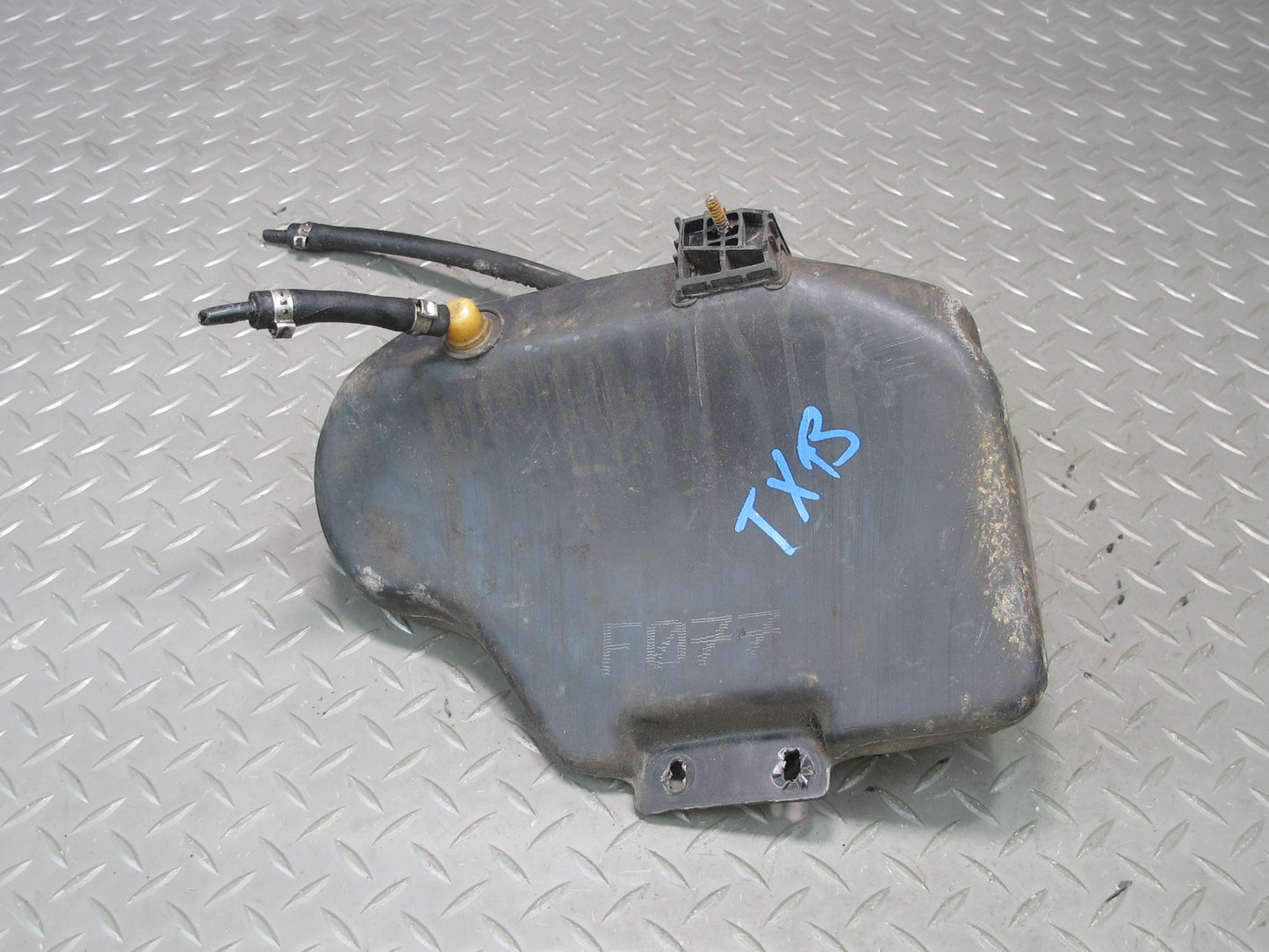 94-99 BMW E36 328iC Engine Coolant Expansion Overflow Reservoir Tank 1182156