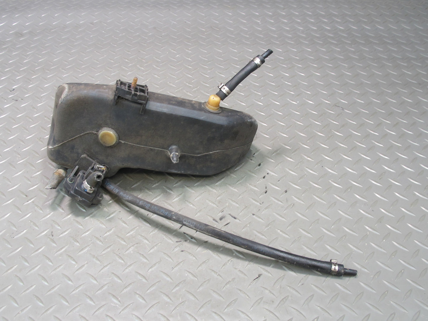 94-99 BMW E36 328iC Engine Coolant Expansion Overflow Reservoir Tank 1182156