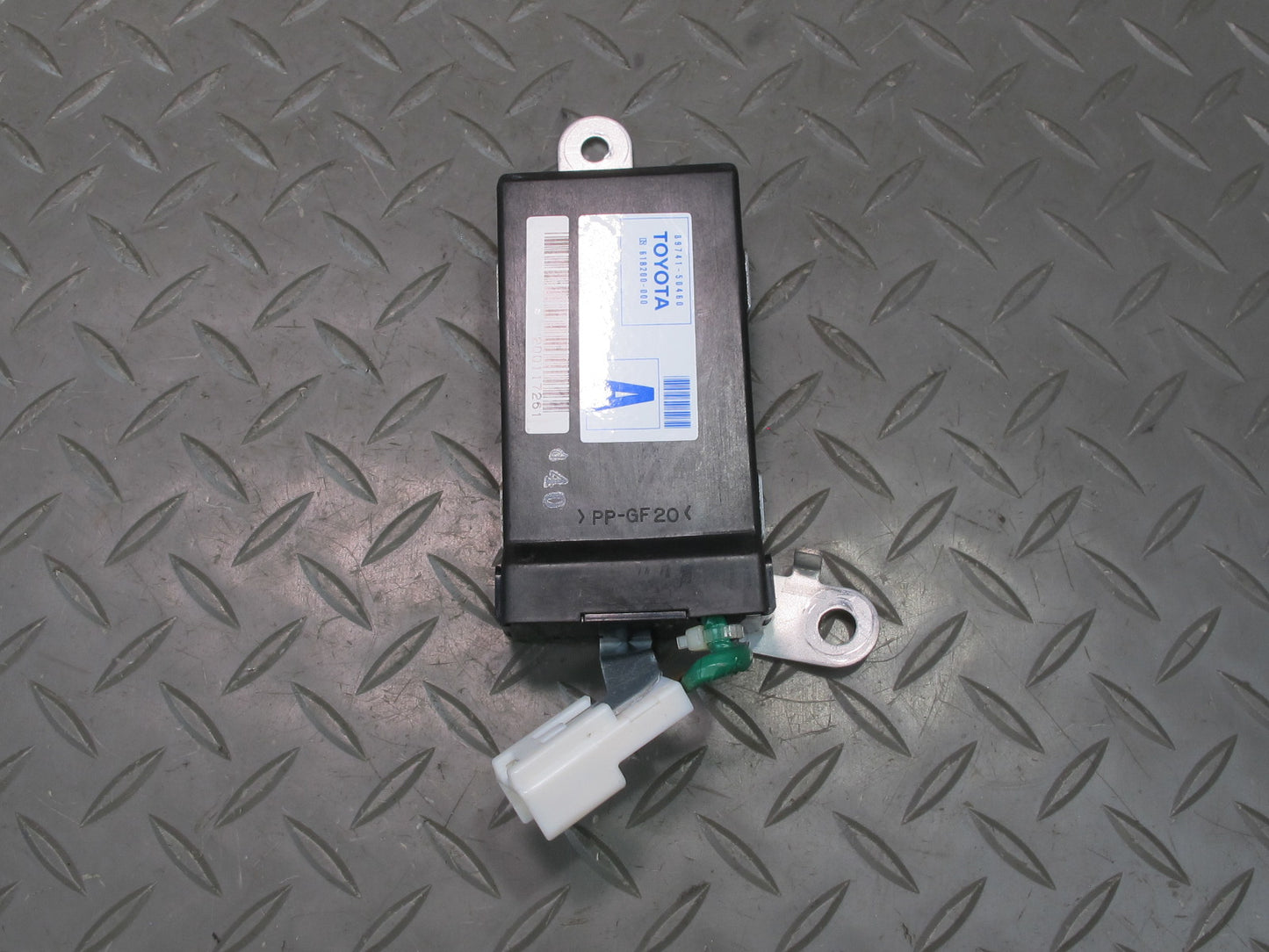 04-06 Lexus UCF30L LS430 Door Control Receiver Module 89741-50460 OEM