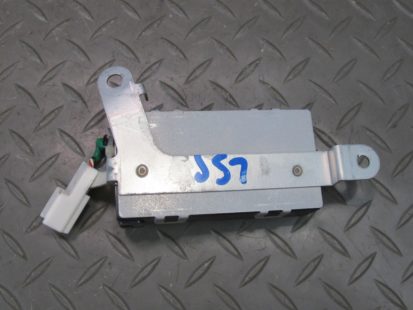 04-06 Lexus UCF30L LS430 Door Control Receiver Module 89741-50460 OEM