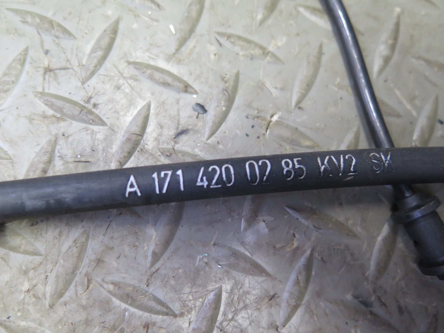 05-11 Mercedes R171 Slk-class Rear Right Spindle Knuckle Wheel Hub Bearing OEM