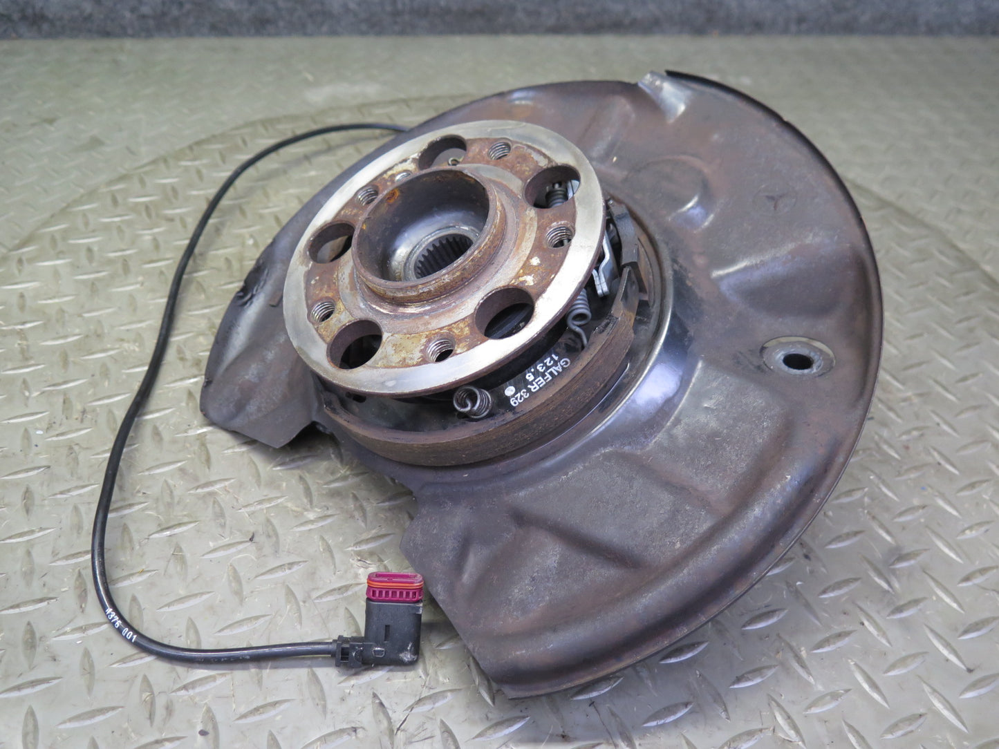 05-11 Mercedes R171 Slk-class Rear Right Spindle Knuckle Wheel Hub Bearing OEM