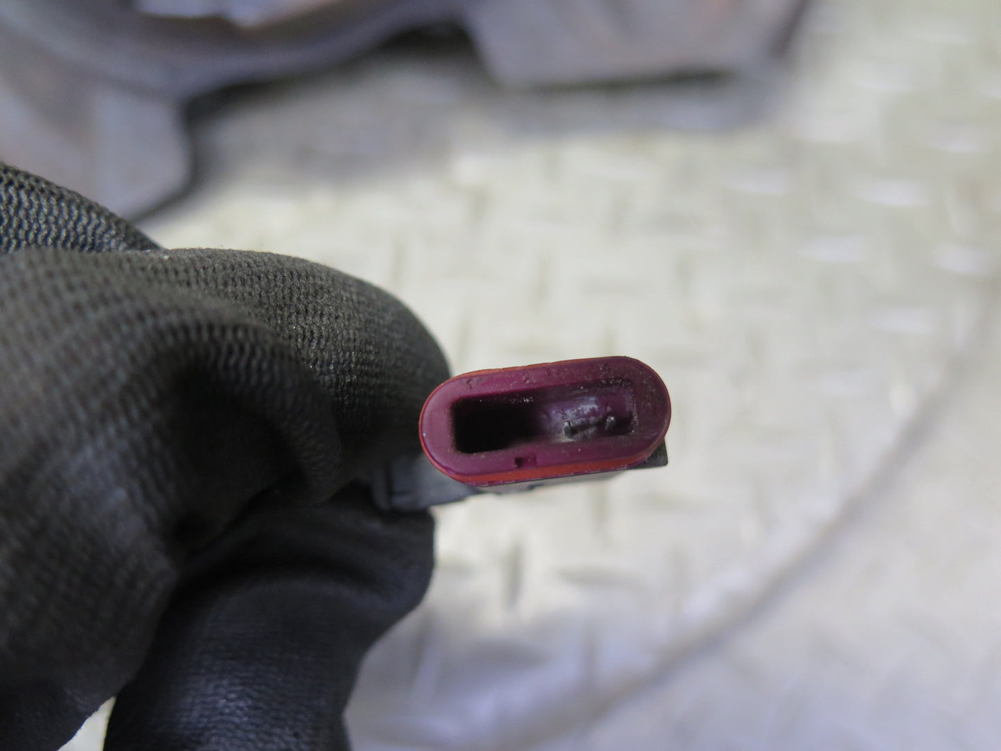 05-11 Mercedes R171 Slk-class Rear Right Spindle Knuckle Wheel Hub Bearing OEM