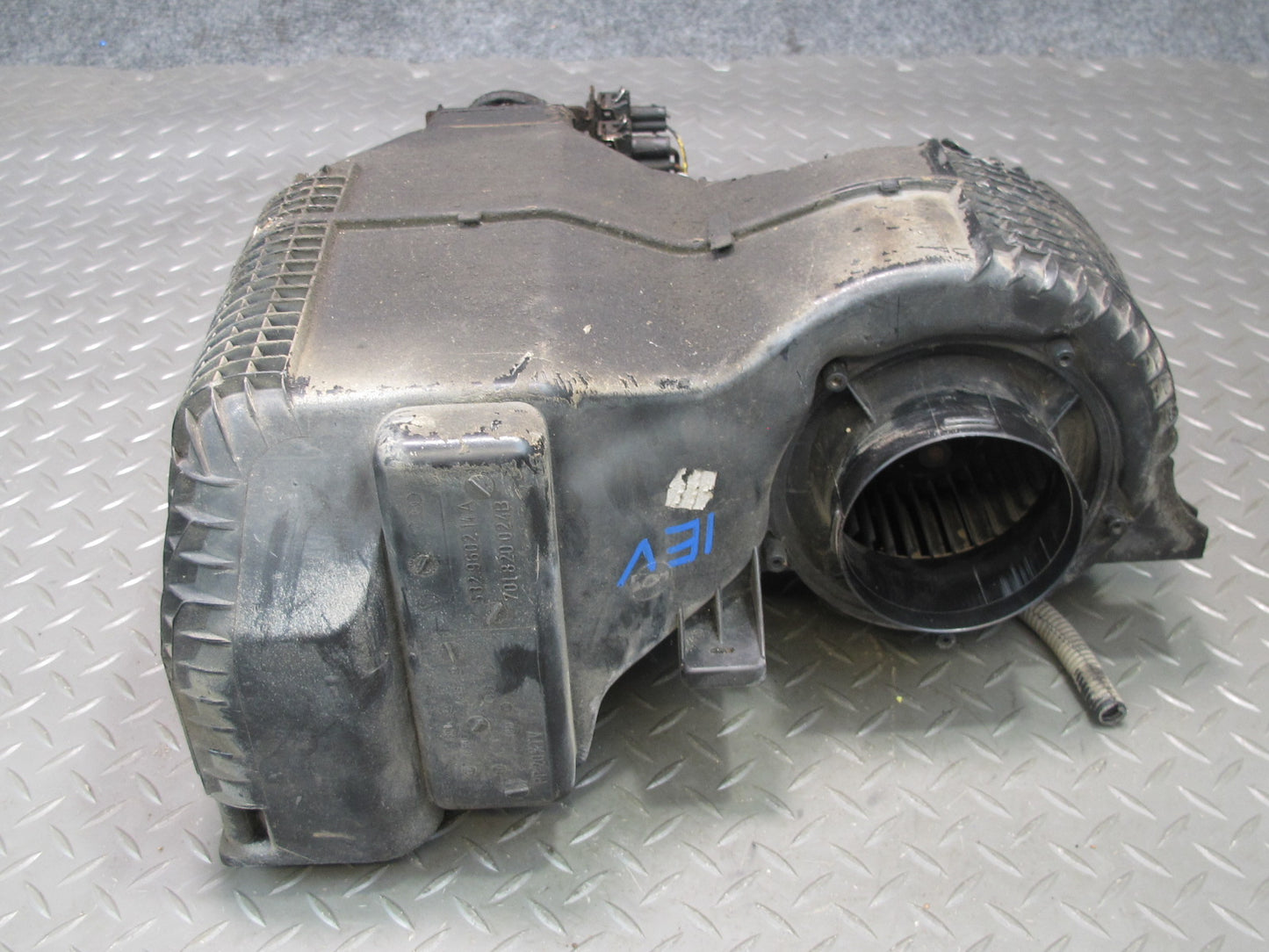 99-03 VW Eurovan T4 Front Hvac Blower Motor Climate Box 701820024B OEM