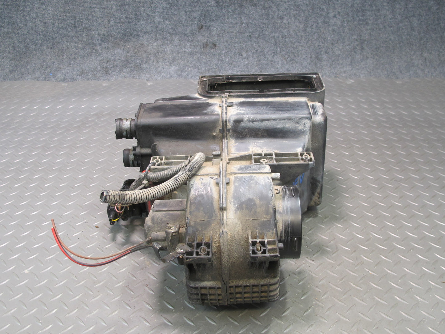 99-03 VW Eurovan T4 Front Hvac Blower Motor Climate Box 701820024B OEM