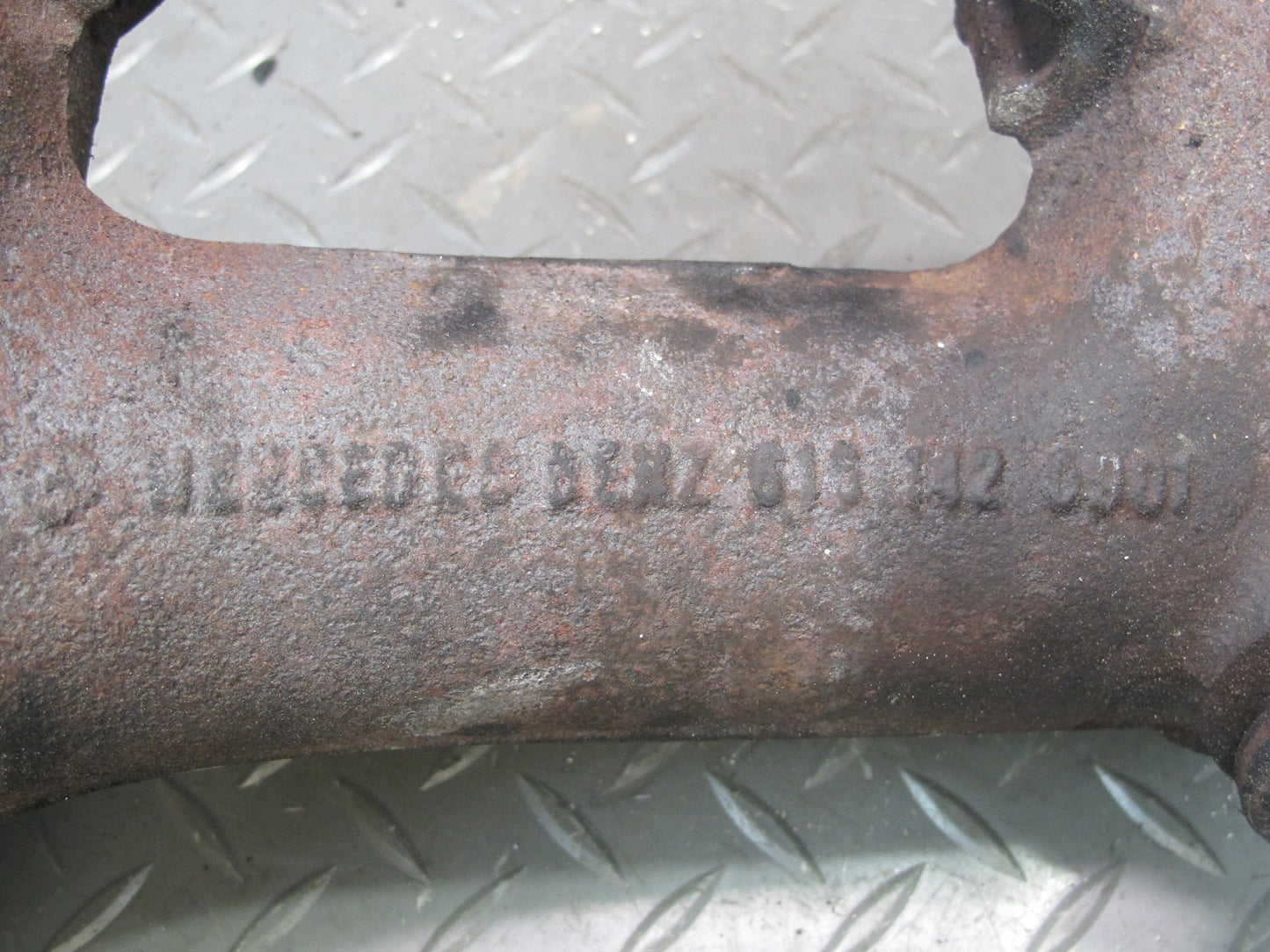 82-83 Mercedes W123 240D 616.912 Diesel Engine Exhaust Manifold 6161420901 OEM