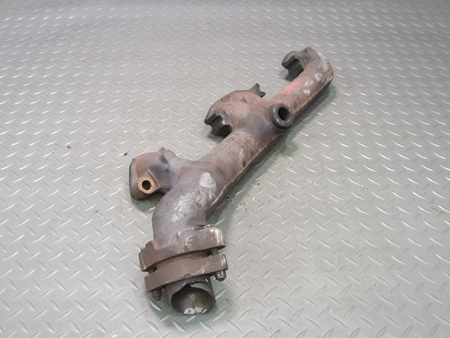 82-83 Mercedes W123 240D 616.912 Diesel Engine Exhaust Manifold 6161420901 OEM