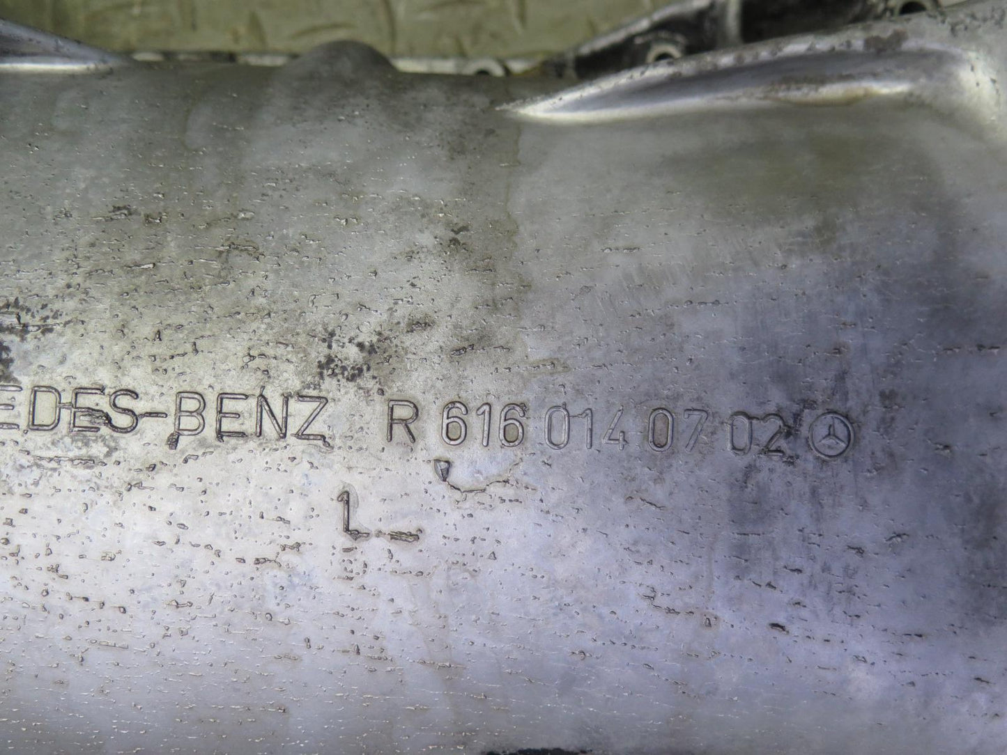 82-83 Mercedes W123 240D OM616 616.912 Diesel Engine Upper Oil Pan w Tube OEM