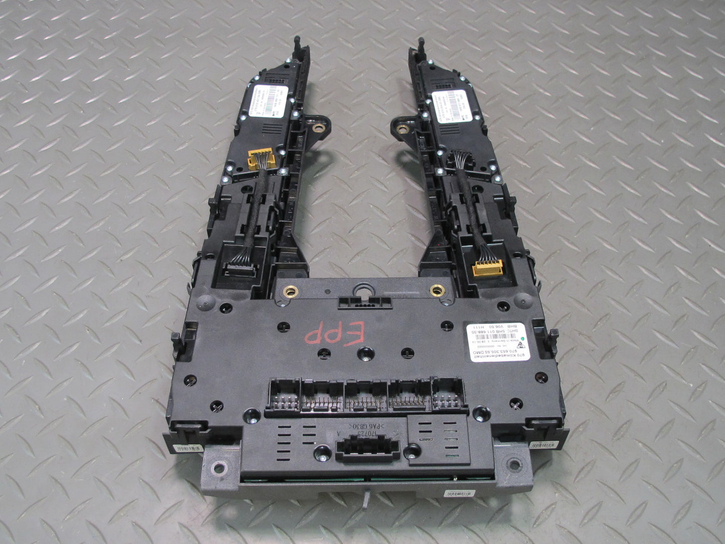 14-16 Porsche Panamera 970 Center Console Temperature A/C Control Switch Panel