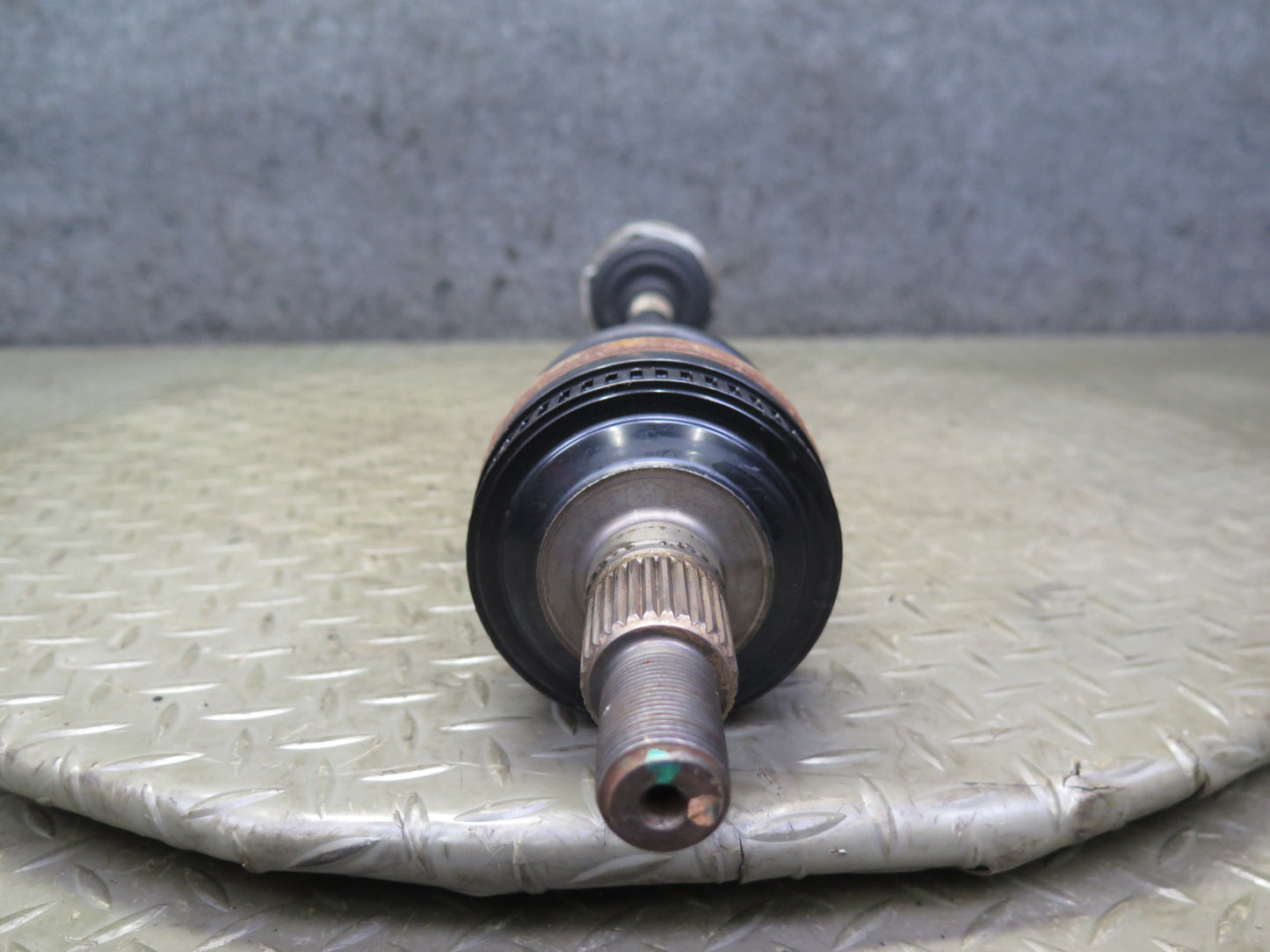 1997-2002 Porsche Boxster 986 RWD M/T Rear Right Axle Shaft 98633202406