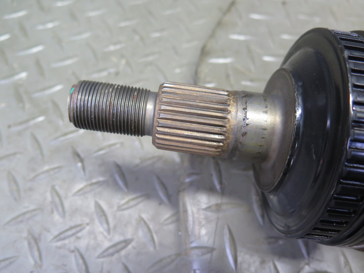 1997-2002 Porsche Boxster 986 RWD M/T Rear Right Axle Shaft 98633202406