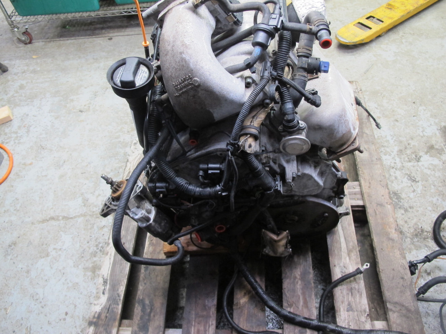 01-03 VW Eurovan T4 2.8L AXK VR6 FWD A/T Complete Engine Motor 167k Miles