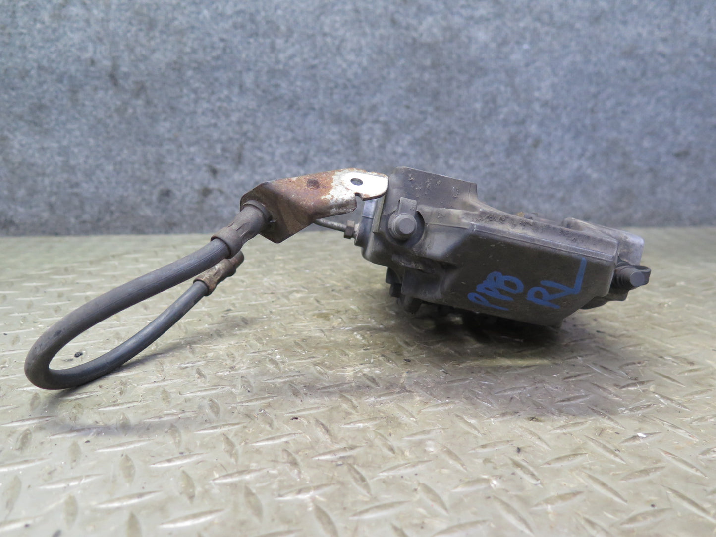 1997-2004 Porsche Boxster 986 Rear Left Right Side Brembo Brake Caliper Set 45K