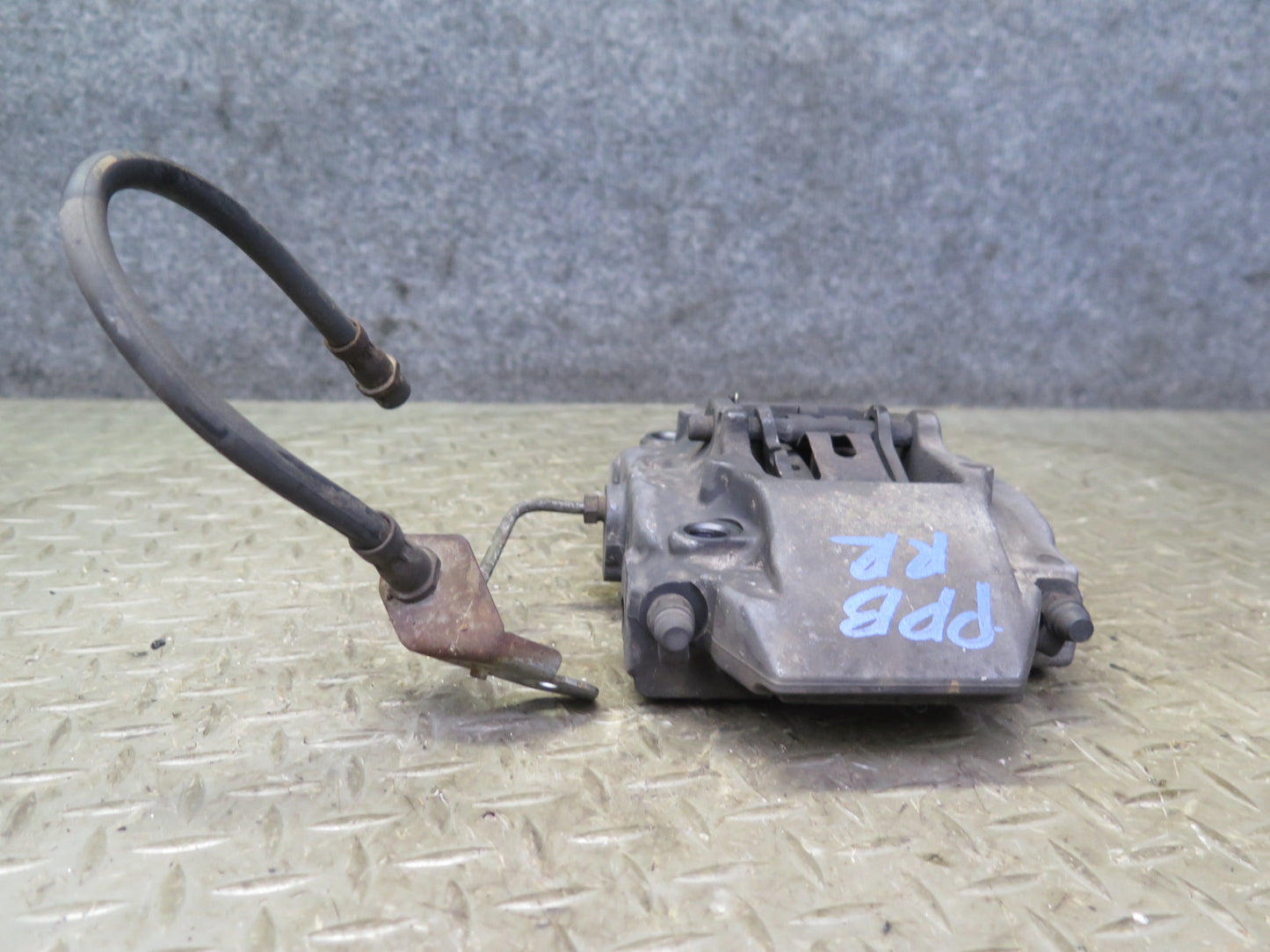 1997-2004 Porsche Boxster 986 Rear Left Right Side Brembo Brake Caliper Set 45K
