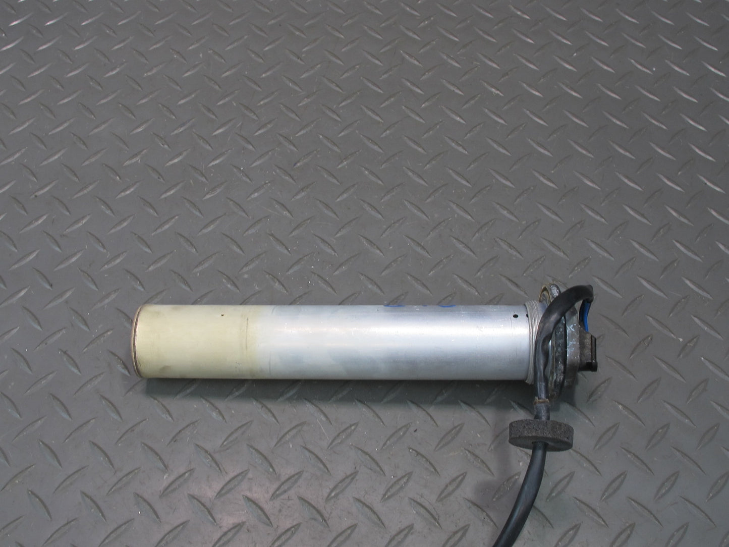 73-85 Mercedes R107 380SL 450SL Gas Fuel Level Sending Unit OEM