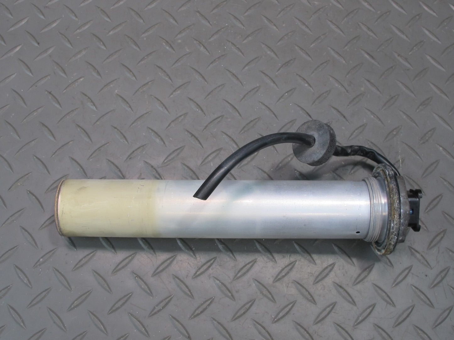 73-85 Mercedes R107 380SL 450SL Gas Fuel Level Sending Unit OEM