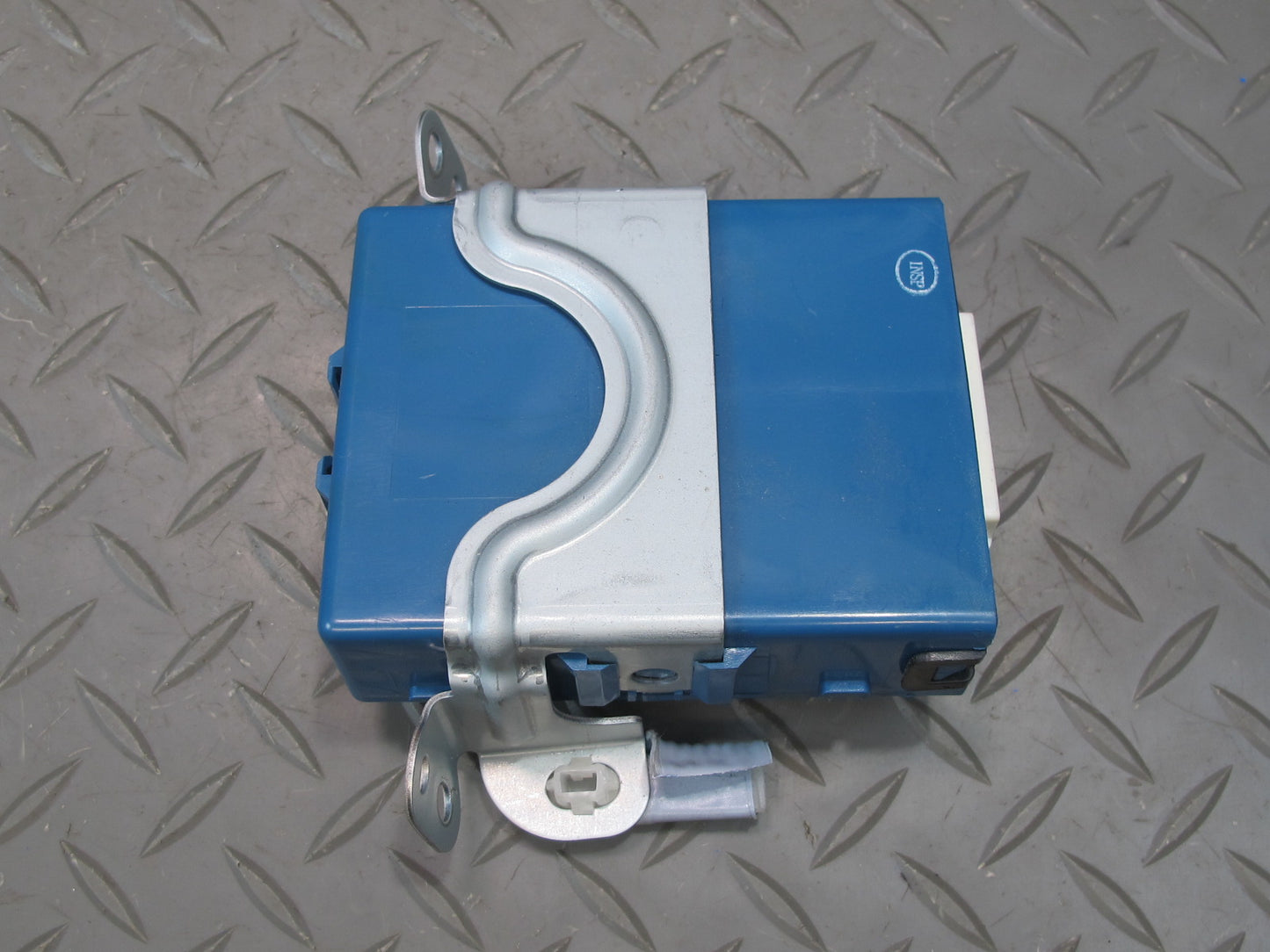 04-06 Lexus UCF30L LS430 Network Gateway Control Module 89111-50040 OEM