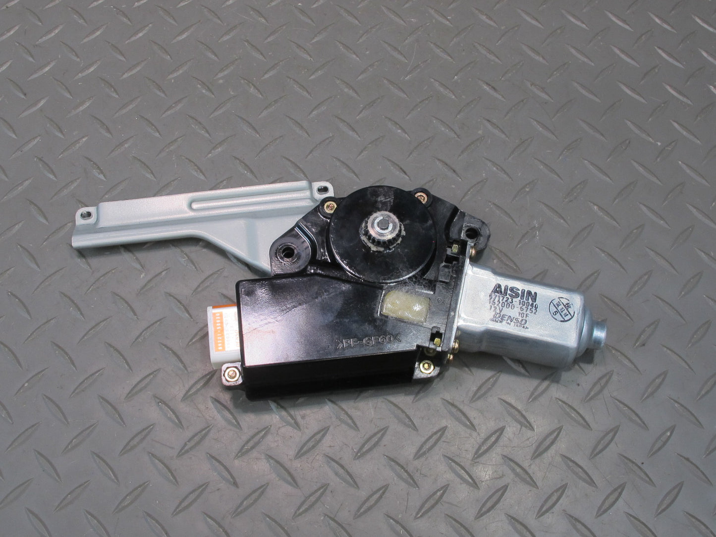 04-06 Lexus UCF30L LS430 Sunroof Motor Drive Unit 63260-50060 OEM