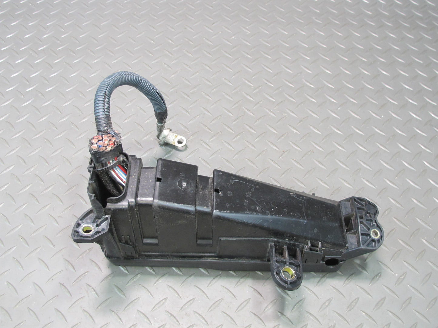 04-06 Lexus UCF30L LS430 Under Hood Junction Relay Fuse Box OEM