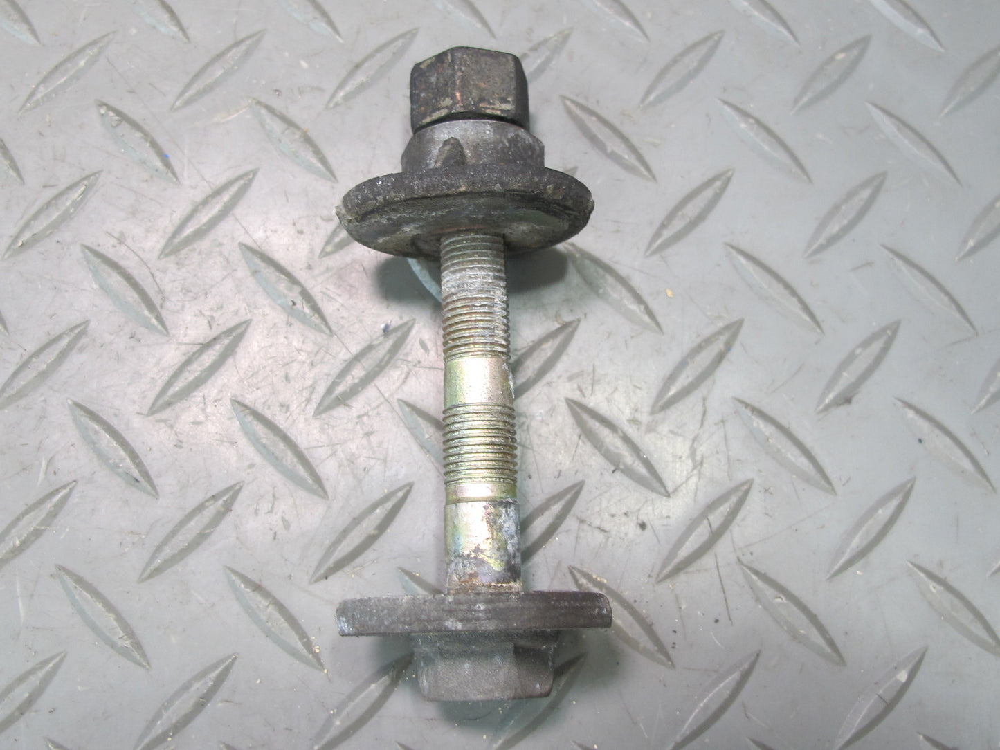 01-06 Lexus UCF30L LS430 Set of 2 Rear Suspension Eccentric Camber Bolt OEM