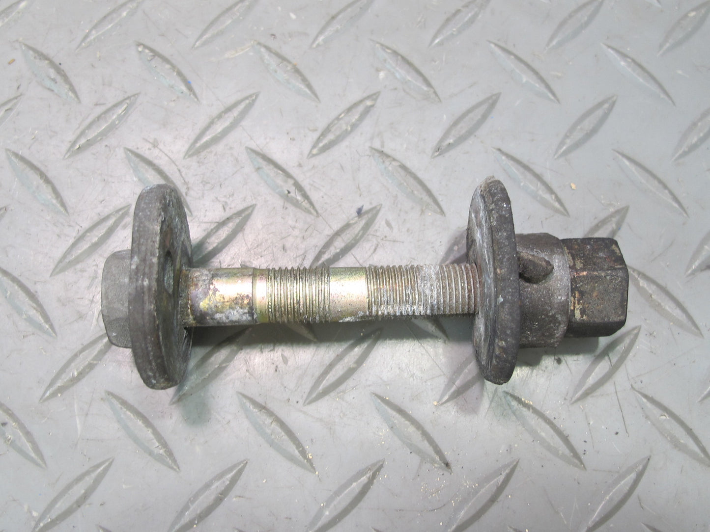01-06 Lexus UCF30L LS430 Set of 2 Rear Suspension Eccentric Camber Bolt OEM