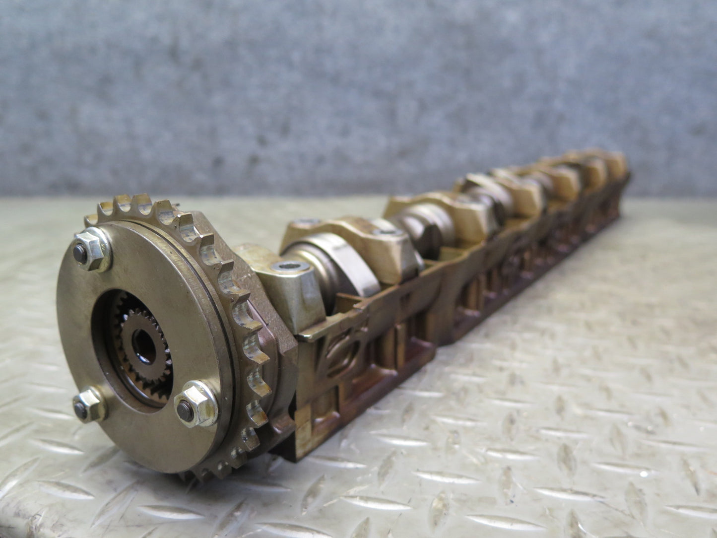 96-99 BMW E36 328iC M52 Engine Intake Camshaft w Tray & Cover OEM