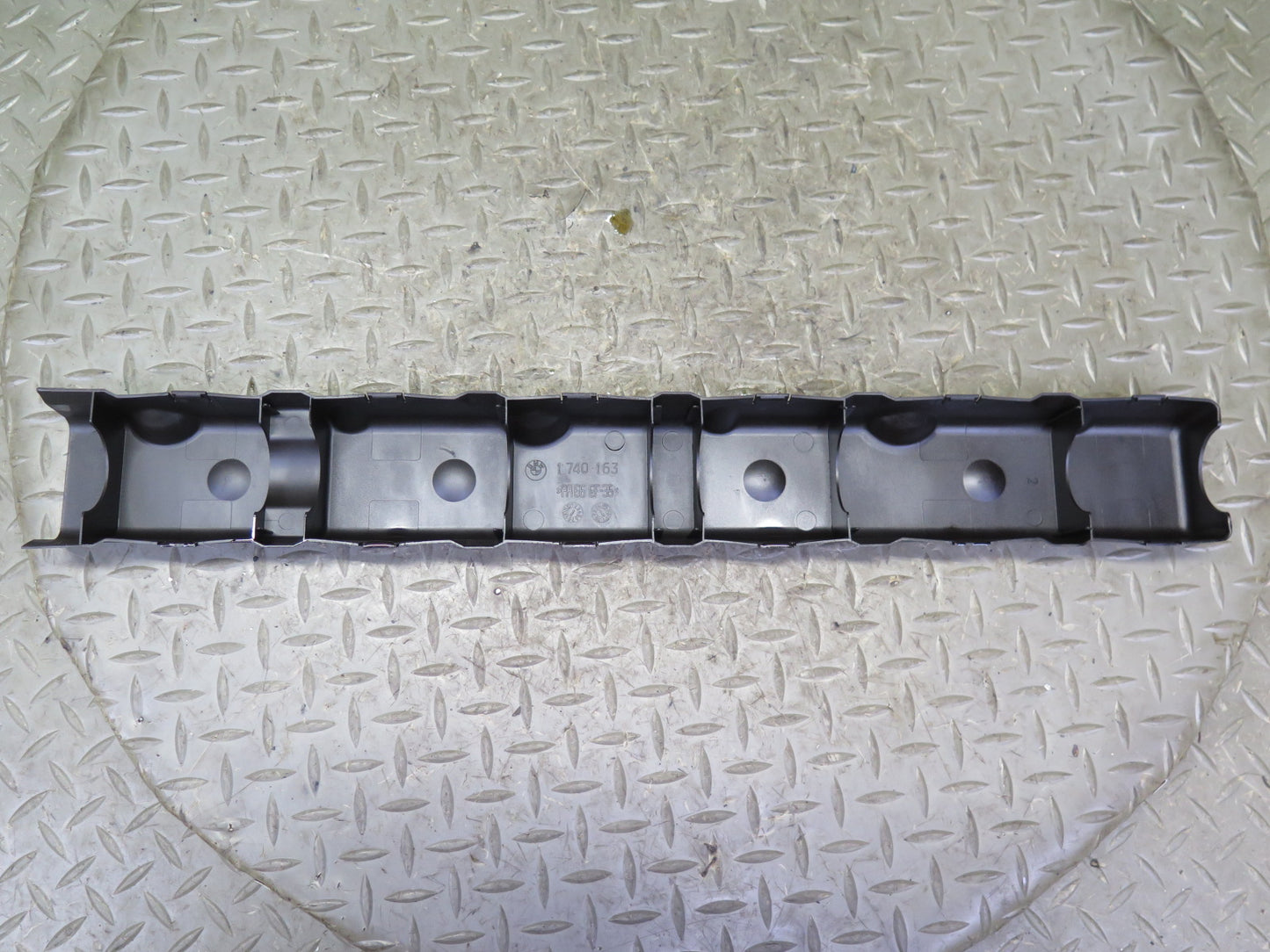 96-99 BMW E36 328iC M52 Engine Intake Camshaft w Tray & Cover OEM