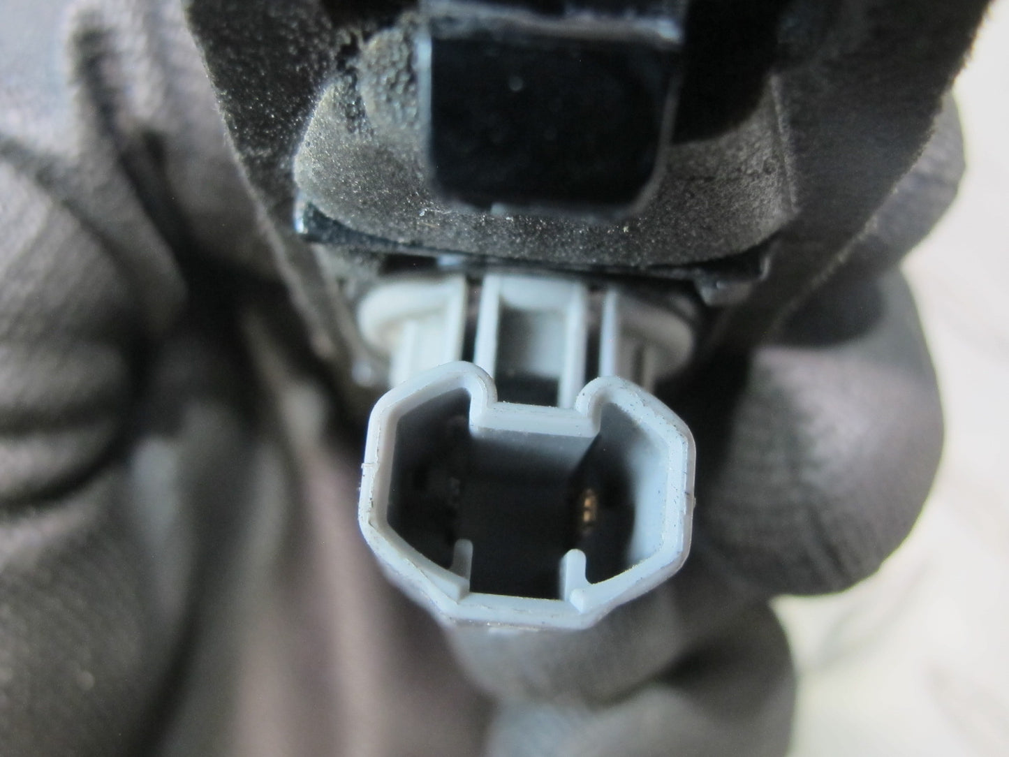 01-06 Lexus UCF30L LS430 Set of 2 Rear Trunk License Plate Light Lamp OEM