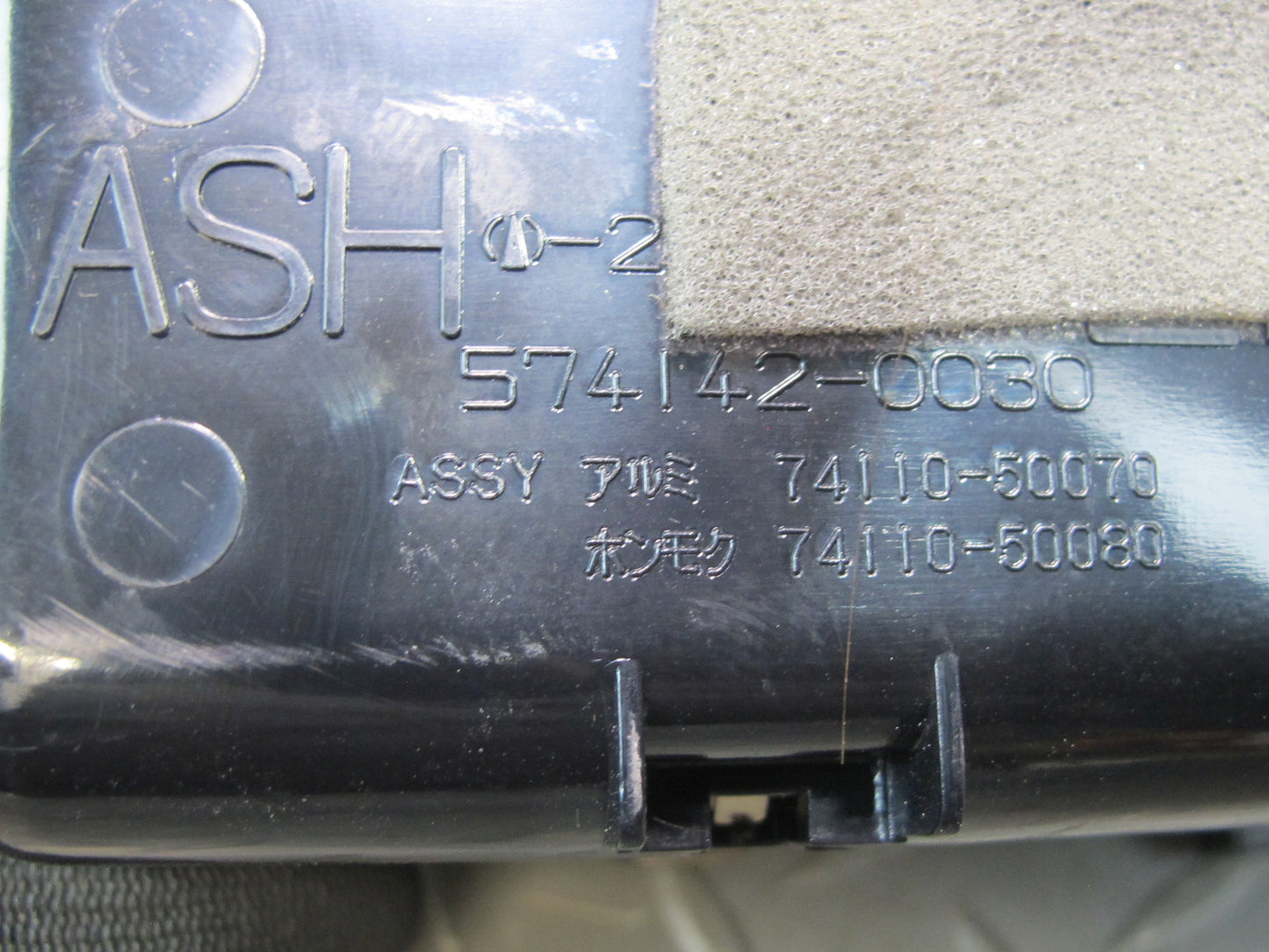 01-06 Lexus UCF30L LS430 Front Center Console Ashtray OEM