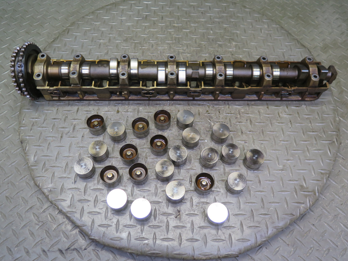 96-99 BMW E36 328iC M52 Engine Exhaust Camshaft w Tray 1703891 OEM