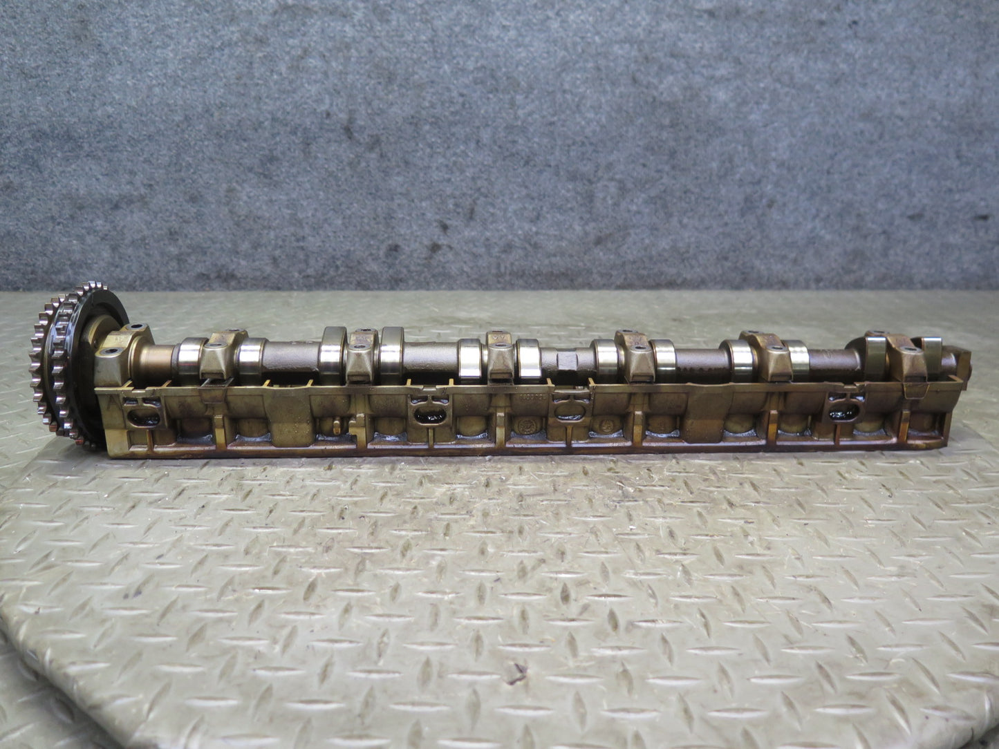 96-99 BMW E36 328iC M52 Engine Exhaust Camshaft w Tray 1703891 OEM