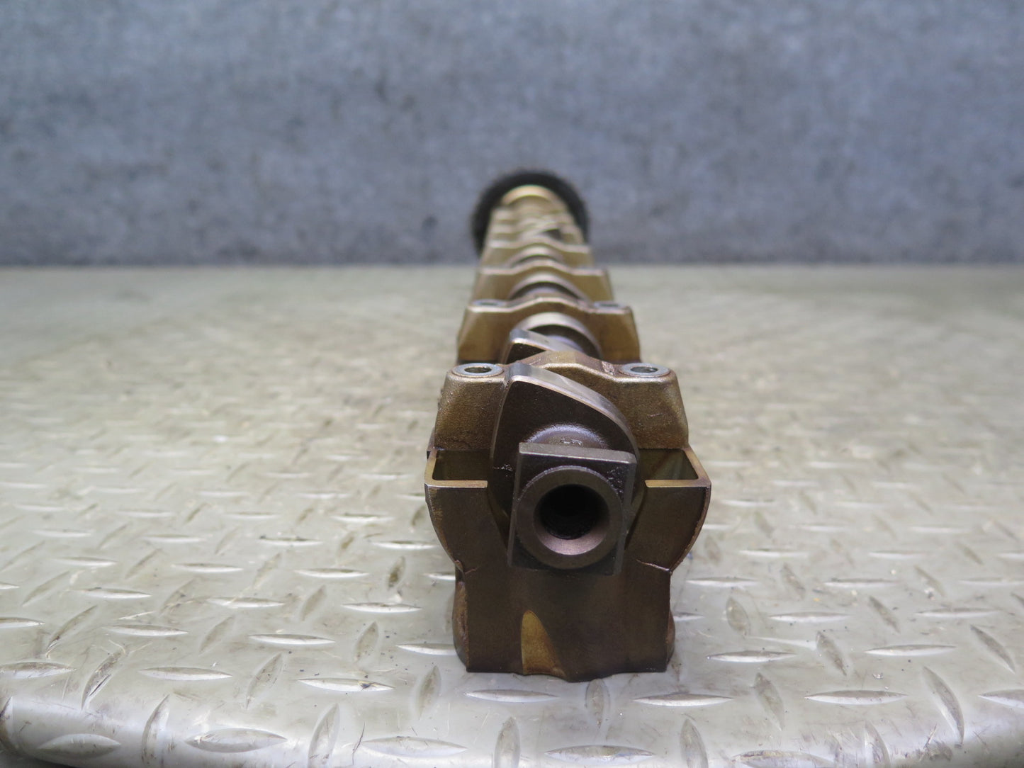 96-99 BMW E36 328iC M52 Engine Exhaust Camshaft w Tray 1703891 OEM