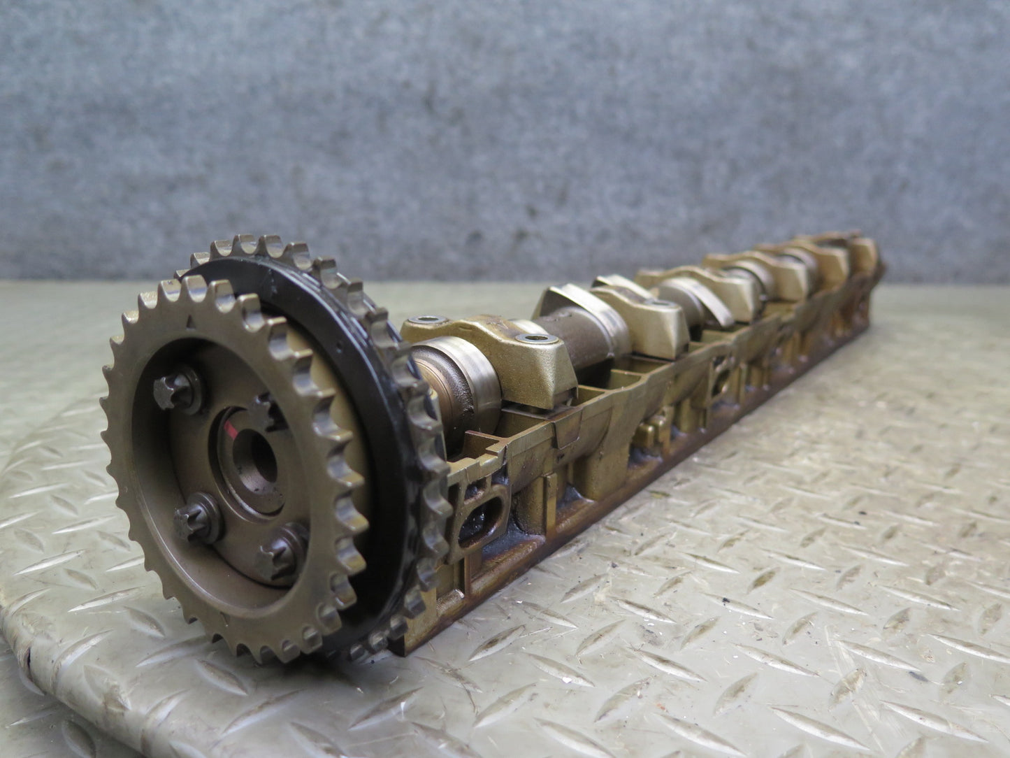 96-99 BMW E36 328iC M52 Engine Exhaust Camshaft w Tray 1703891 OEM