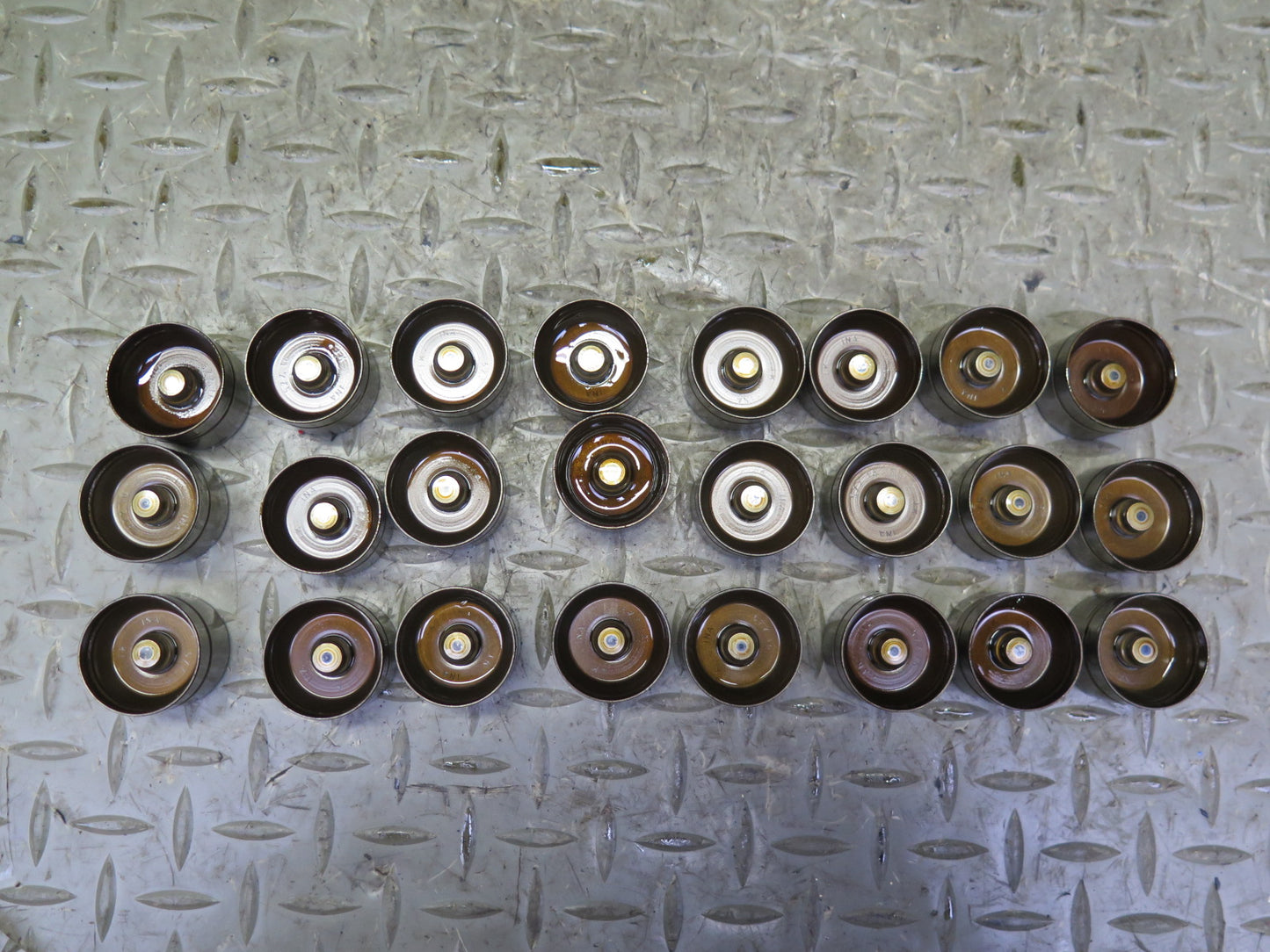 96-99 BMW E36 328iC M52 Engine Exhaust Camshaft w Tray 1703891 OEM