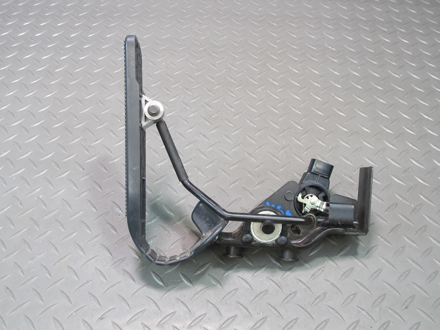 02-06 Lexus UCF30L LS430 Gas Acceleration Peadl 78010-50020 OEM